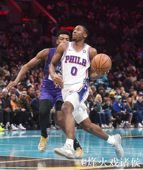 乔治砍下29分助76人终结黄蜂6连败 雷霆全队发力击败爵士